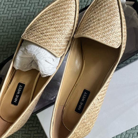 NIB Nine West Woven Raffia Women's Loafers 8.5 - Picture 3 of 4